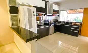 Imagem: Sobrado para venda com 167 metros quadrados