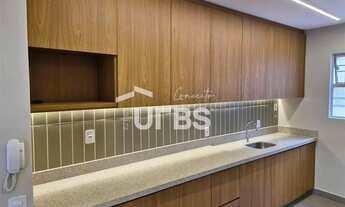 Imagem 2: Apartamento Elegante no Setor Bela Vista: 2 Quartos, Suíte com Closet e Acabamento Impecáv