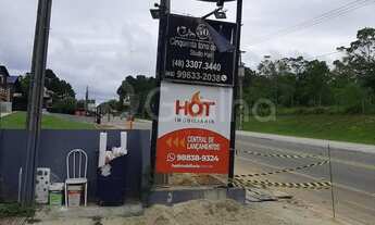 Imagem 6: Prédio residencial e Comercial no bairro Campeche em Florianópolis