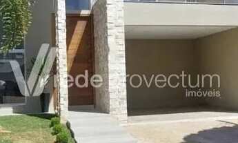 Imagem: Casa à Venda em Condomínio Swiss Park