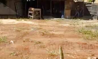 Imagem: Terreno à Venda