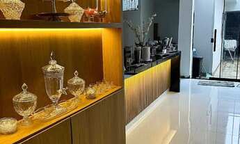 Imagem 5: Belíssima residência recém reformada 420 m²