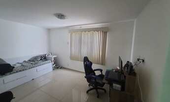 Imagem 6: Apartamento Espaçoso com 2 Quartos e 1 Vaga Rua Mário Valadares em Nilópolis Ac. Carta!