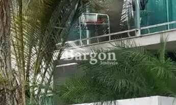 Imagem 3: Casa triplex com 3 quartos sendo 2 suítes e 4 vagas de garagems a venda em Condomínio Fech