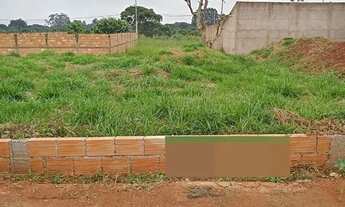 Imagem: Terreno à venda, 250 m² por R$ 130.000,00