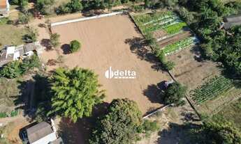 Imagem 7: Chácara disponível para venda no bairro Chácaras Oliveiras em Uberlândia-MG