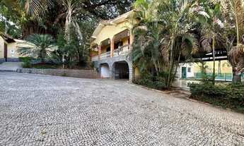 Imagem 2: Casa para aluguel, 4 quartos, 2 suítes, 10 vagas, São Luiz - Belo Horizonte/MG