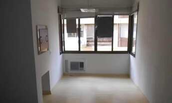 Imagem 7: IMOBILIÁRIA SCHOTKIS VENDE COM EXCLUSIVIDADE APARTAMENTO 02 DORMITÓRIOS, DESOCUPADO, SEMIM