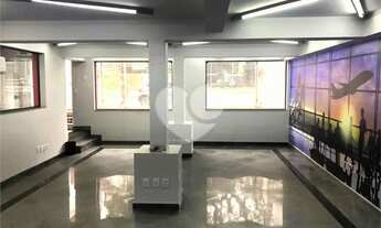 Imagem 2: Prédio inteiro de 244m² de área útil, com 3 pavimentos, 3 vagas próximo ao Parque da Aclim