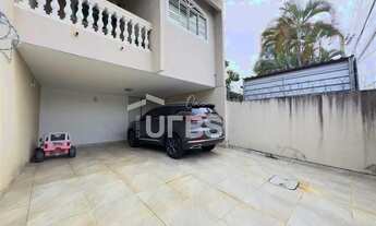 Imagem 6: SOBRADO COMERCIAL - RUA 115 - EXCELENTE PARA CLINICAS E ESCRITORIOS DE ALTO PADRÃO