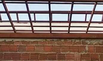 Imagem 3: Terreno com casa em construção