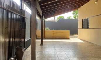 Imagem 4: Casa 3 quartos (1 suíte) nos 5 Conjuntos - segura, quitada, aceita financiamento