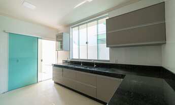 Imagem 7: TRK - Casa Térrea no Jardins Atenas - 3 Suítes - Linda!