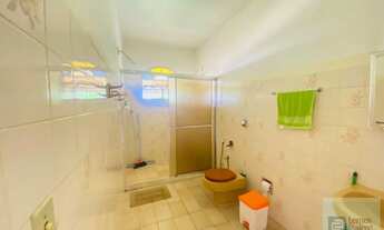 Imagem 3: Sobrado para aluguel e venda possui 450 metros quadrados com 5 quartos em São Domingos - I