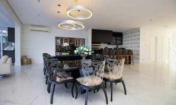 Imagem 4: Casa magnífica com 04 suítes sendo 01 master piscina com lindo deck vista para o lago na Z