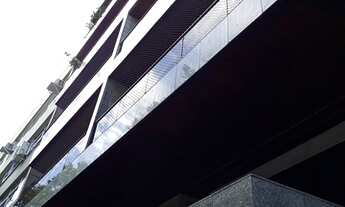 Imagem 2: LINDO APARTAMENTO LEBLON / ALTO PADRÃO E BOM GOSTO / 82 M2 / DE FUNDOS / VISTA PANORÂMICA