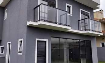 Imagem 3: Casa para venda tem 230 metros quadrados com 3 quartos