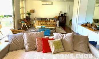 Imagem 3: Apartamento para venda tem 200 metros quadrados com 3 quartos em Lagoa - Rio de Janeiro