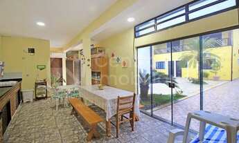 Imagem 4: CASA com piscina e 4 quartos em Peruíbe, no bairro Estancia Balnearia Convento Velho