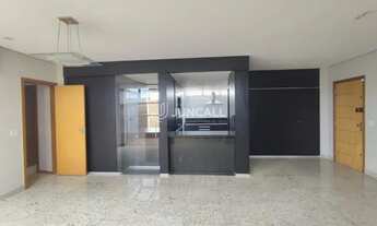 Imagem 5: Locação - Área privativa - Bairro Sagrada Família 200m², 03 quartos com armários