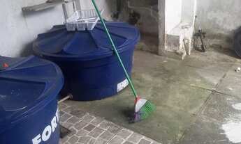 Imagem: Casa com 4 quartos, banheiro, terraço c/garagem