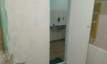 Imagem 4: Casa 2/4 Quintal 500 com água e luz incluso no valor