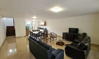 Imagem 2: Casa de condomínio para venda possui 160 metros quadrados com 4 quartos