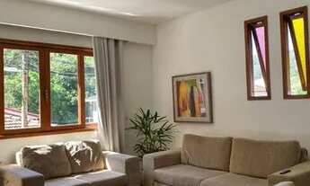 Imagem: Belíssima Casa Reformada no Bingen de 3