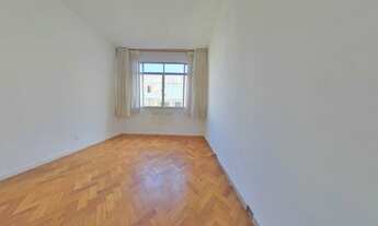 Imagem 4: Apartamento para Venda em Rio de Janeiro, Leblon, 3 dormitórios, 1 suíte, 2 banheiros, 1 v