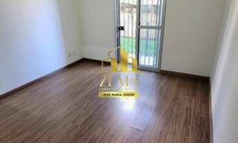 Imagem 2: Apartamento térreo com 02 dorms, 01 wc, 01 vaga, cozinha, sala com varanda