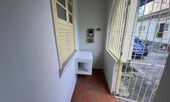 Imagem 2: Casa c/ 2/4 em Vila Fechada, Trav. dos Tupinambas- B. Campos