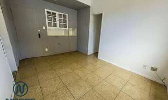 Imagem 2: Apartamento com 2 dormitórios à venda, 61 m² por R$ 300.000,00 - Várzea - Teresópolis/RJ