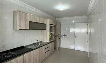 Imagem 7: Lindo Apartamento Mobiliado com vista lateral para o MAR no Centro de Balneário Camboriú/S