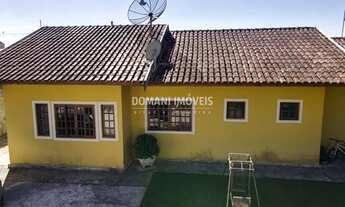 Imagem 2: Casa à Venda com Preço de Oportunidade na Região da Abernéssia - Campos do Jordão/SP