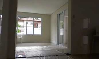 Imagem 2: Sobrado novo, com 313m², piscina, 3 suítes e 6 vagas no Jardim Ibiratiba!!!