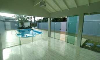 Imagem 3: Lindíssima Casa com Piscina, 3 dormitórios, 2 suites, 220m², 2 vagas, Centro - Sapiranga