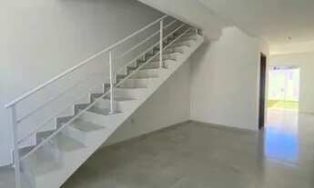 Imagem 7: Sobrado com 104m² á aproximadamente 5,5 km da Praia dos Ingleses