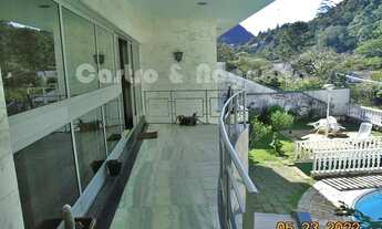 Imagem: VENDO BELISSIMA CASA PRÓXIMO AO HOTEL QUITANDINHA