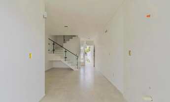 Imagem 4: Sobrado Geminado com 1 suíte(s) mais 2 quarto(s) à venda no bairro Vila Nova em Joinville