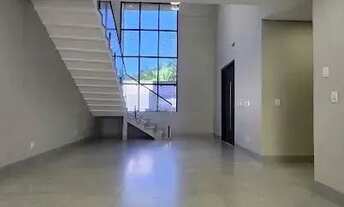 Imagem 3: Sobrado para venda possui 230 metros quadrados com 4 quartos em Jardim Planalto - Goiânia