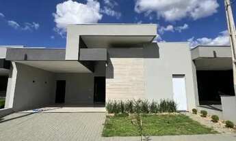 Imagem: JULIA) casa lindíssima