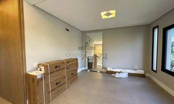 Imagem 3: Casa em Condomínio - Urbanova - Residencial Jardim do Golfe - 5 Dormitórios - 482m²