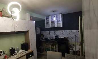 Imagem 7: 2 quartos, cozinha, sala, 1 banheiro, uma área de serviço