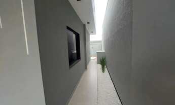 Imagem 7: Casa com 3 dormitórios sendo uma suíte, com piscina.