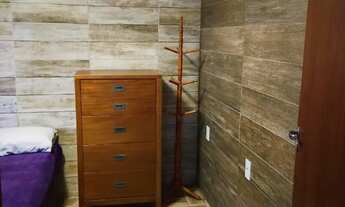 Imagem 3: Kitnet tipo estúdio a poucos metros da beira-mar - Agronômica - excelente localização