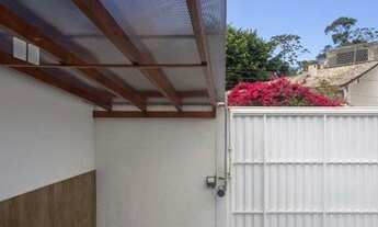 Imagem 4: Kitnet mobiliada próxima à UFSC