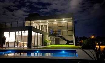 Imagem 2: Casa de condomínio de condomínio fechado com 03 suites