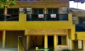 Imagem 3: Sobrado 2 suítes 50m do mar centro de bombinhas