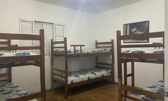 Imagem 7: Casa de condomínio térrea para aluguel possui 300 metros quadrados com 3 quartos