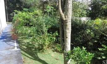 Imagem 4: 1.000 m², em condomínio, 03 dormitórios, churrasqueira, pomar e piscina !!